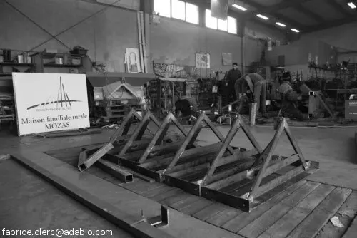 /membres/images/83700288762628507/2011/mftriangles500marq.webp