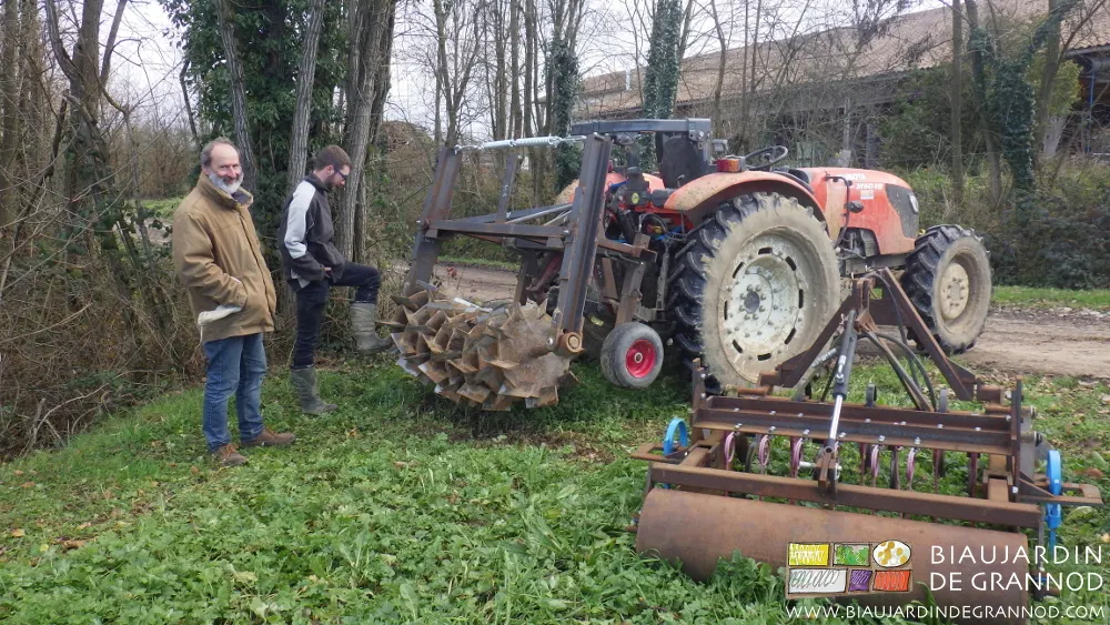 Un des 4 spécimen de prototype de roloflex auto-construit avec l'Atelier Paysan !